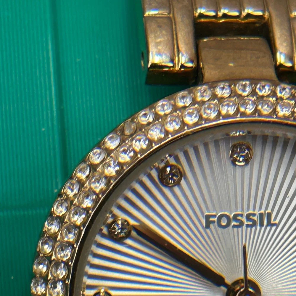 Fossil ES3346 Riley Gold Tone Crystal Bezel Sunray Dial Ladies‎ Watch